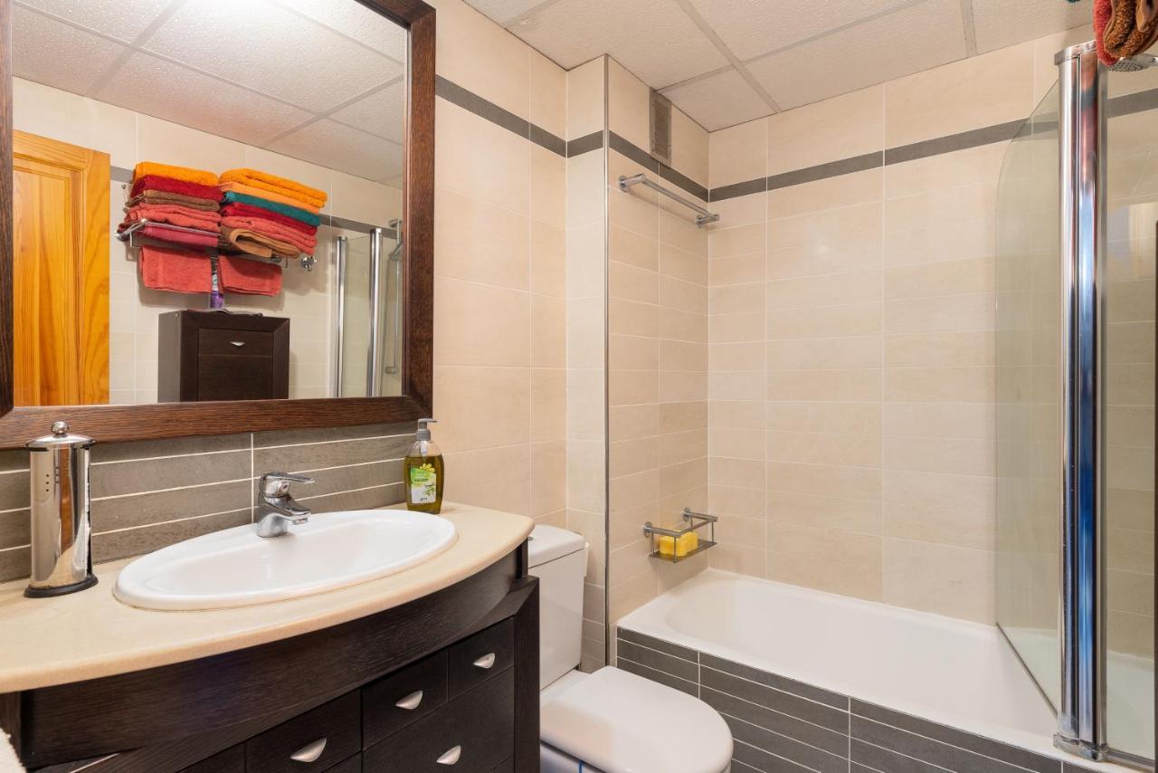 Apartamento Can Verd, Cerca De La Playa Puerto Colom Eksteriør billede
